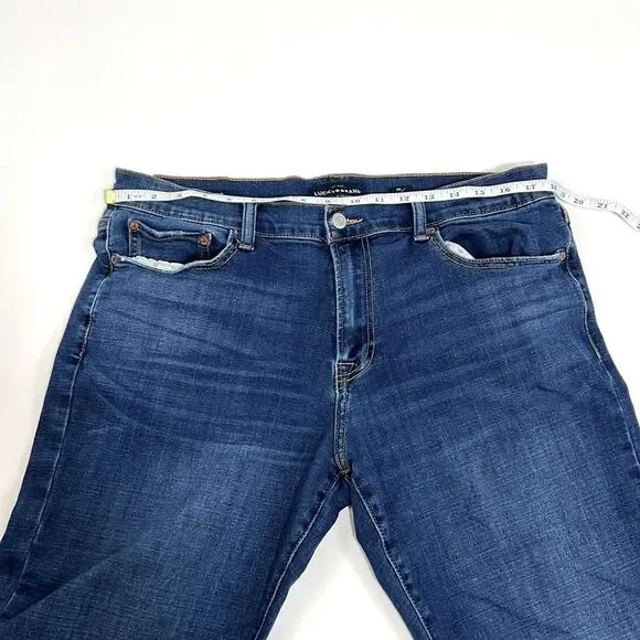 Lucky Brand 221 Straight Leg Jeans - Picture 7 of 11